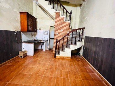 Bán nhà 3 tầng, 28m2, ngõ gốc đề phố minh khai - giá chỉ 2 tỷ x 0