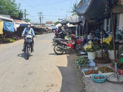 Vợ chồng em cần tiền nuôi con cần bán gấp lô long hòa dầu tiếng 1