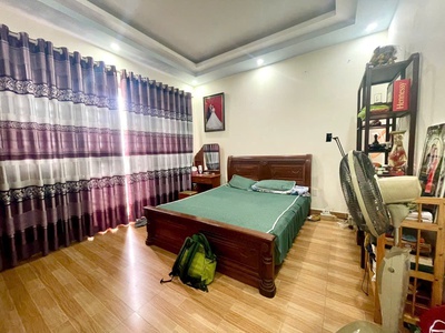 Nhà mặt đường vĩnh tiến, 68m 4 tầng, giá 6.1 tỉ, ô.tô đỗ cửa thoải mái 1