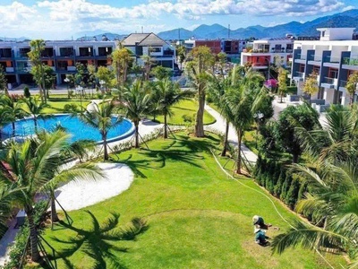 Căn thô đối diện hồ bơi gói 8 - kđt mỹ gia- rẻ nhất thị trường. cho dòng tiền cực kỳ tốt 0