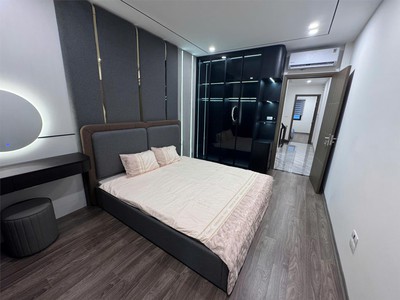Bán nhà vũ xuân thiều 50m, 4 tầng,mặt ngõ thông,gần dg ôtô tránh đỗ,full nội thất,giá 8.x tỷ 4