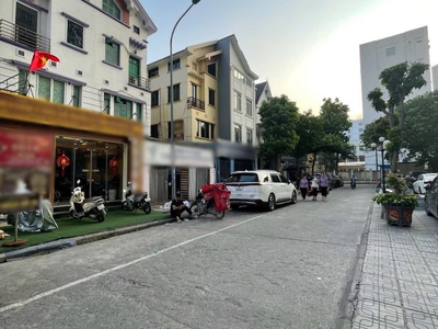 Biệt thự intracom trung văn - vỉa hè kinh doanh, ôtô tránh dừng đỗ - giá 32 tỷ 3