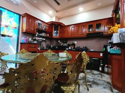 Bán nhà góc nguyễn tri phương quận 10    73m  4 tang   nở hậu   16.5 tỷ tl   nội thất cực sang 2