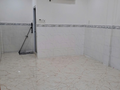 Cho thuê nhà nguyên căn   hẻm cụt an ninh   p.11, q. bình thạnh 0