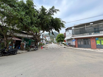 Bán mặt tiền đường bùi huy bích - hòn xện - p. vĩnh hòa diện tích: 58,9m2 giá bán : 4ty350 lh e bích 1
