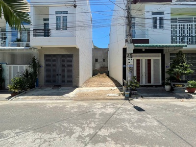 Bán lô đất đường lê văn miến, vĩnh hoà nha trang dt 60m2 giá    3tỏi 650 ,  lh e bích 1