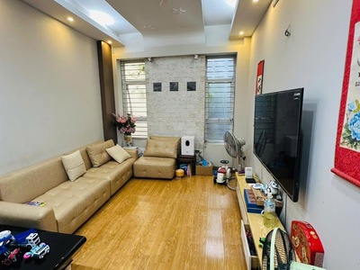 Bán nhà mặt ngõ thái thịnh. lô góc-3 thoáng-41m2-4 tầng giá chỉ 10 tỷ 3