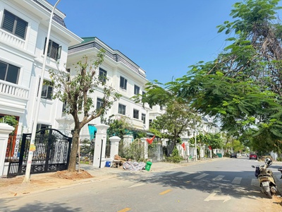 Bán căn biệt thự song lập  tại kđt VCI, Vĩnh Yên 0