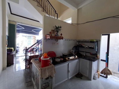 Nhà mặt tiền kiến thiết - phường phước hòa thành phố nha trang . diện tích 47m - giá bán 3,5 tỷ , 3