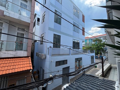 Gấp bán nhà 3 tầng, 4x13, gần siêu thị emart giáp tân bình giá nhỉnh 6 tỷ 4