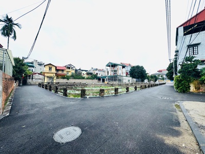 Thôn đìa nam hồng  dt 81,8m2 2