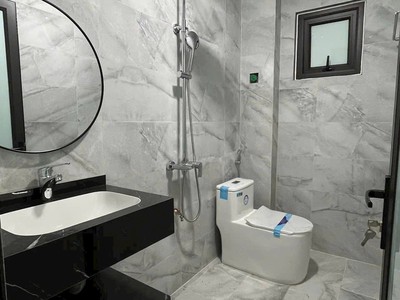 Bán nhà 3 tầng ngõ phố Nguyễn Hữu Cầu, ph Ngọc Châu, TP HD, 47m2, 3 ngủ, chỉ 2.28 tỷ 7