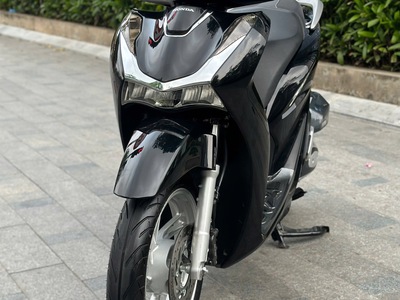 Cần bán SH 125 CBS 2020 màu đen biển Hà Nội cực chấy lượng 0