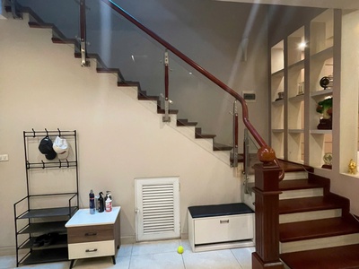 Cho thuê nguyên căn nhà KDT Làng Việt Kiều Châu Âu. 1