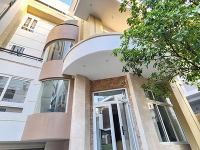 Cho thuê nhà 226/3B Lý Chính Thắng, P9, Q3. Hầm, Trệt, 3 Lầu Thang máy chỉ 70tr 0