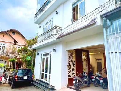 Cần bán căn nhà mặt tiền đường Vạn Hạnh - Phường 8 - Đà Lạt 0