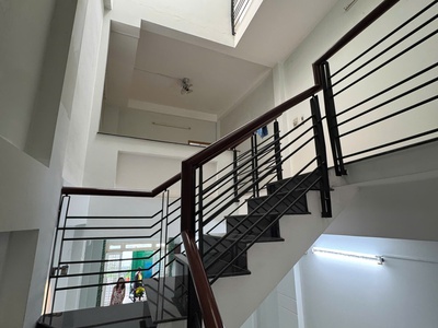 Cho thuê nhà trung tâm   sát Phan Xích Long   diện tích sàn 87m    giá tốt 5