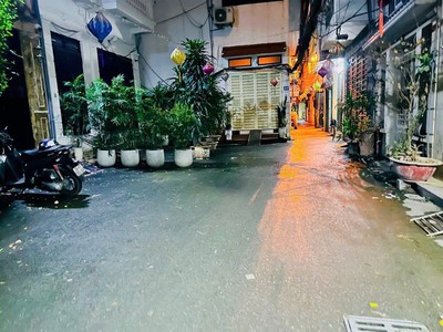 Nghi Tàm 32m2 x mặt tiền 3.6M - Trước nhà ngõ rộng 6M thoáng sáng - Phân lô quân đội - Ko có căn thứ 0