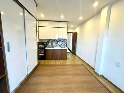 Toà CCMN siêu phẩm Hoàng Hoa Thám 50m2 x 7 tầng thang máy - 10 phòng khép kín - Ngõ to. 2