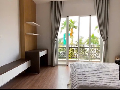 Bán Nhà Khu Biệt Thự Phường 4, Tân An- Long An, Gía 3TỶ5, Diện Tích 60M2, SHR 3
