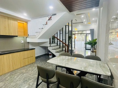 Bán nhà 2 tầng kiệt Nguyễn Như Hạnh - Nhà mới, nội thất cao cấp 2