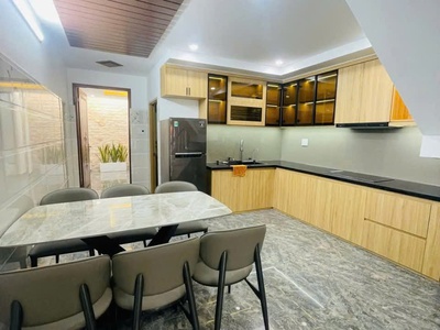 Bán nhà 2 tầng kiệt Nguyễn Như Hạnh - Nhà mới, nội thất cao cấp 3