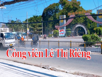 Bán nhà mặt tiền cách mạng tháng tám , quận 10  , gía 17.5 tỷ- 2 tầng - dt 82 m2 2