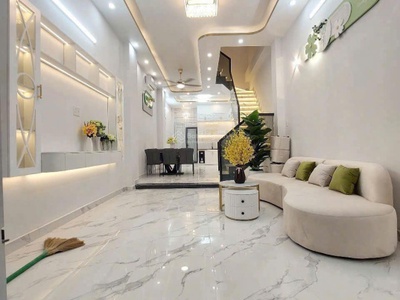  bán nhà ngô gia tự, q.10, hẻm thông, cho thuê tốt, 8.x tỷ 0