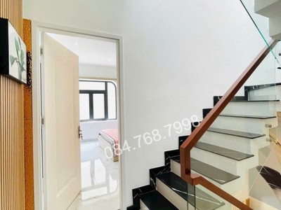 Bán nhà 4 tầng, 5.7x8, 4 phòng ngủ, gò vấp - giá hời 6.5 tỷ - vị trí vàng lê văn thọ 4