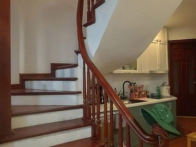 Siêu phẩm ngã tư sở - ngõ thông - kinh doanh - ô tô tải đỗ cửa 38m2,x 6 tầng,8  tỷ,thịnh quang 1