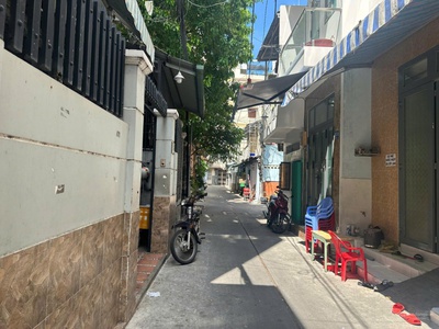  bán nhà hxh 4m 3/2, q.10, nội thất đầy đủ, 8.x tỷ 0