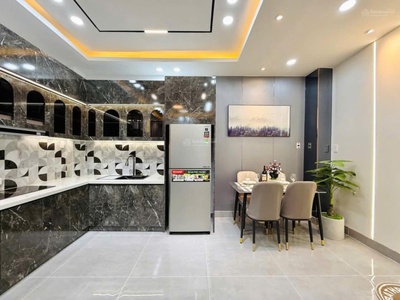 bán nhà hxh 4m 3/2, q.10, nội thất đầy đủ, 8.x tỷ 1