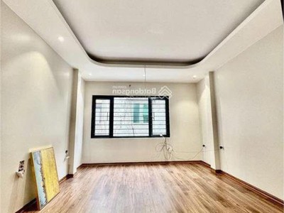  bán nhà hxh 5m 3/2, q.10, gần vạn hạnh mall, 8.x tỷ 4