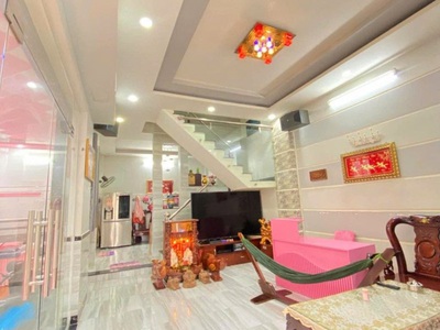 Bán gấp nhà thủ đức 3 tầng   75m2 gara ô tô   4pn   hẻm lớn 6m   gần gigamall   giá tốt 4