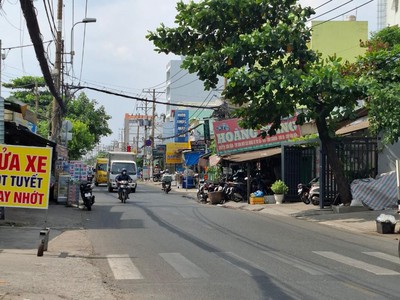 Mặt tiền đắc địa ngay khu dân cư tên lửa   lộ giới 40m   kinh doanh buôn bán sầm uất 3
