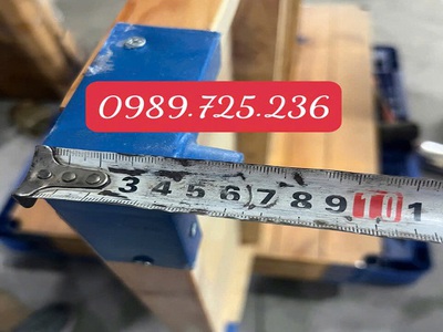 Góc ke phản, chụp góc phản, ốp nhựa chụp phản 1