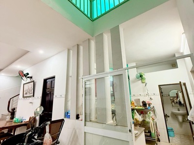 Mtkd khủng q12   3 tầng   136m    ngang 8.5m   chỉ 15 tỷ 1