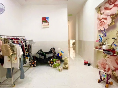 Bán nhà đẹp, sổ riêng thổ cư, gần chợ 26, đường nhựa 6m thông, chỉ 2tỷ850 0