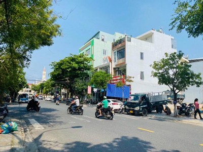 Nhà kiệt thẳng 60m ra tiểu la, thông thoáng, 90m2 ngang 5.2m, c4 cũ, 3.xx tỷ 3