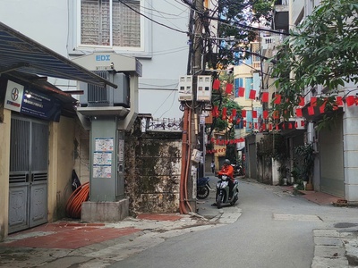 Bán nhà đào tấn, phù hợp xây chdv, 95/110m mt 5.6m, ô tô đỗ gần, 20.6 tỷ 0