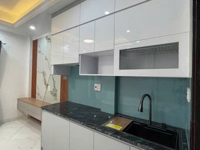 Bán siêu phẩm bát khối - long biên - 6 tầng thang máy - lô góc 2 thoáng - ngõ ba gác tránh - 20m 2