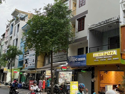 Bán nhà phố mtk nguyễn thái bình, p4 tân bình. dt: 3,4x 9 , trệt 4 lầu , nhà còn đẹp.  giá: 10tỷ8 tl 0