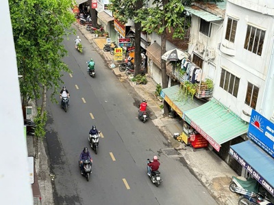 Bán nhà phố mtk nguyễn thái bình, p4 tân bình. dt: 3,4x 9 , trệt 4 lầu , nhà còn đẹp.  giá: 10tỷ8 tl 2