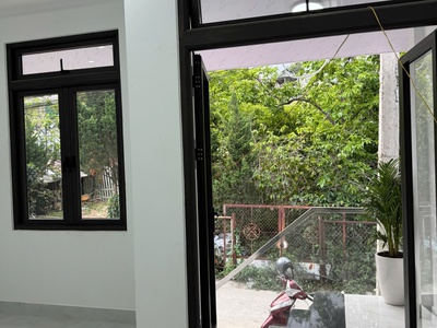 Cho thuê nhà nguyên căn 2 tầng 2 mặt tiền hẻm ô tô an bình phường 3  đà lạt giá 12 triệu 0