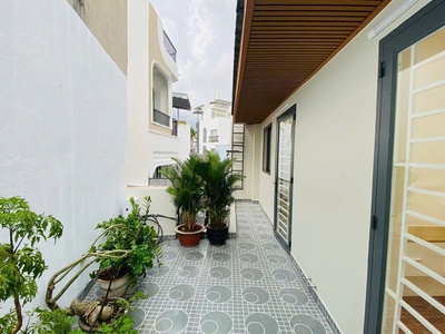 Bán nhà hẻm an ninh tứ hải ph6 tân bình. dt 8x8m 1 lủng 1 lầu đẹp. giá 6.38 tỷ tl shr dọn ở liền. 1