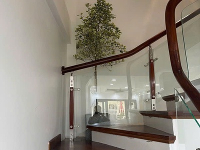 Bán nhà đẹp đủ nội thất ngõ ba gác thạch bàn-long biên  40m2,x 5 tầng,8.1 tỷ. 3