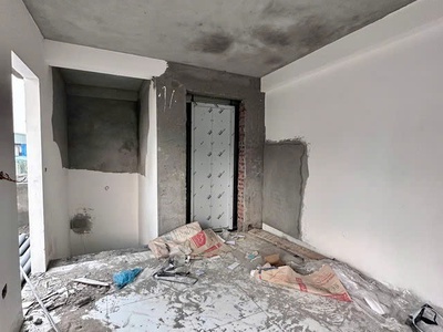 Bán nhà mới bồ đề 35m2,x  6 tầng, mặt tiền 6.1m, 8.4 tỷ long biên. 3