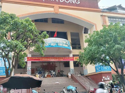 Víp lô góc bà triệu,hà đông,dt 35m,4 tầng, giá 6 tỷ. gần ôtô, kinh doanh 0