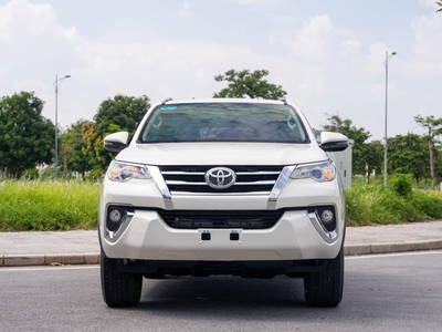 Bán xe Toyota Fortuner 2.4G 4x2 AT 2020, màu trắng. 0