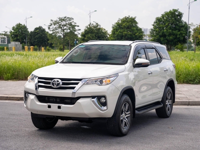 Bán xe Toyota Fortuner 2.4G 4x2 AT 2020, màu trắng. 4